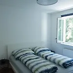 Modern Bahnhofsnaehe