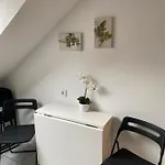 Modern Bahnhofsnaehe Lägenhet *