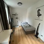 Modern Bahnhofsnaehe Lägenhet *