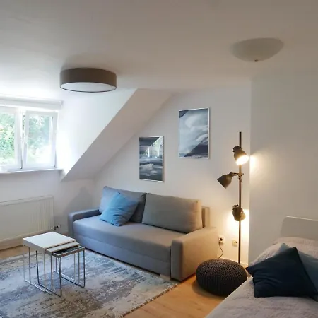 Apartment Modern Bahnhofsnaehe *