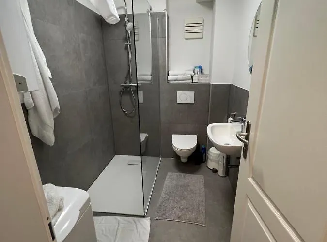 Modern Bahnhofsnaehe Apartment Linz